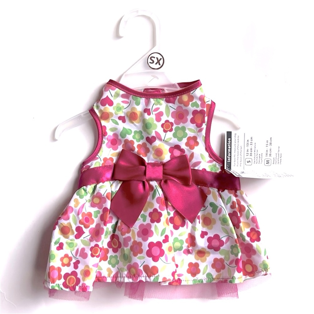 NWT XS LuLu Pink Flower 🌷 Dress, for Small Dog